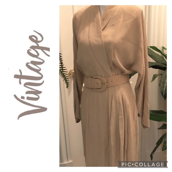 40’s STYLE DRESS Vintage Y2K Very Chic & Classy Tan - Picture 17 of 17